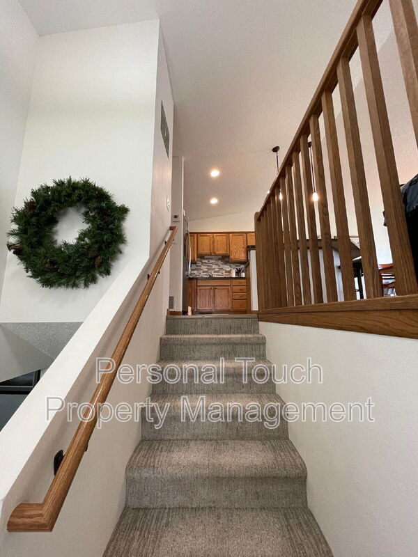 Building Photo - 2520 5th St W