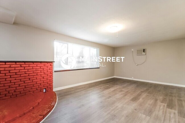 Building Photo - 3 Bedroom Pet-Friendly Home in Lutz, FL wi...