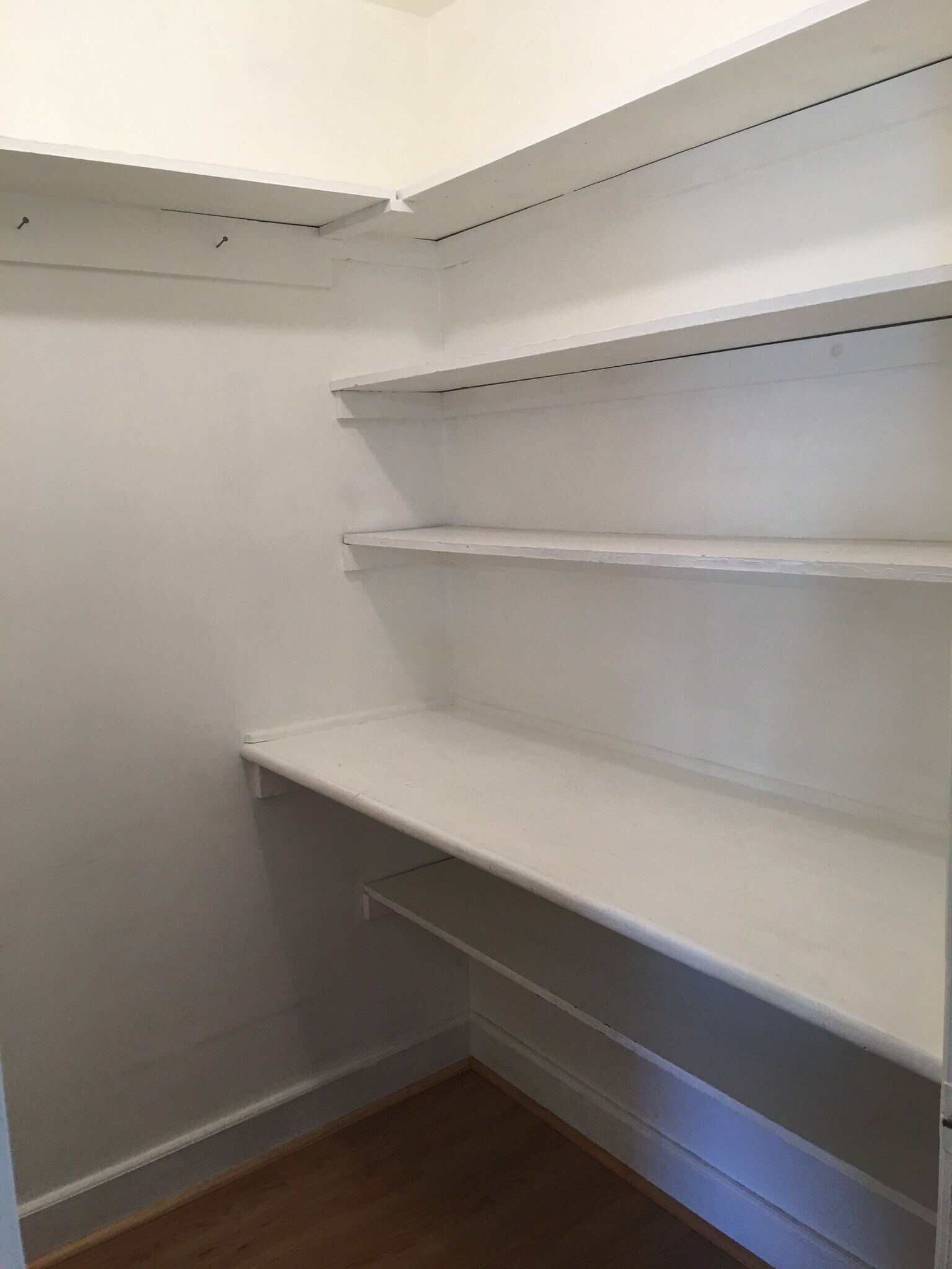 Pantry 204 - 204 E 4th St