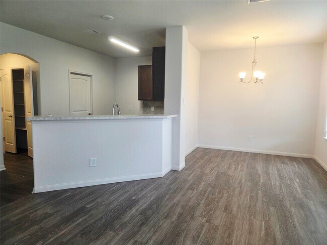 Building Photo - 7459 Wheatley Gardens Dr
