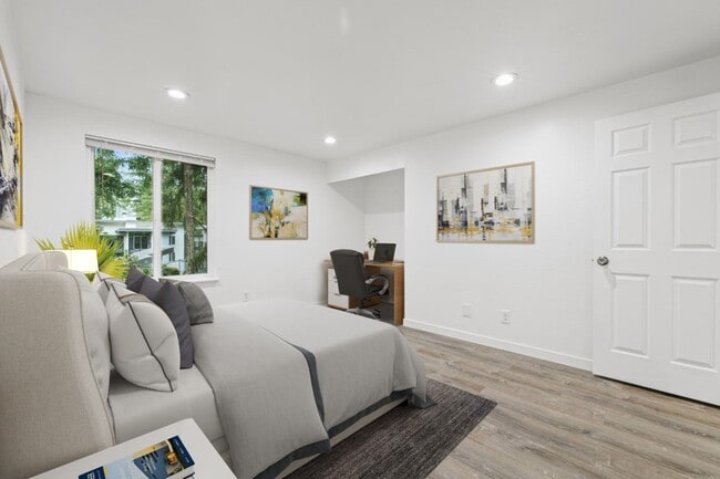 Building Photo - Fully Remodeled 1 bedroom Minutes from Microsoft!