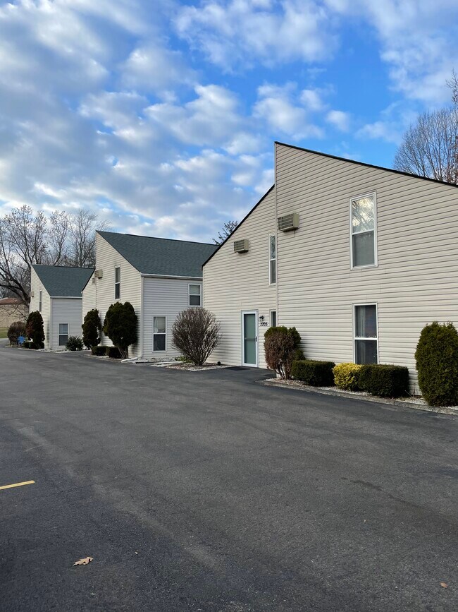 2189 Glenmount Ave 2189 Glenmount Ave Coventry Township OH 44319