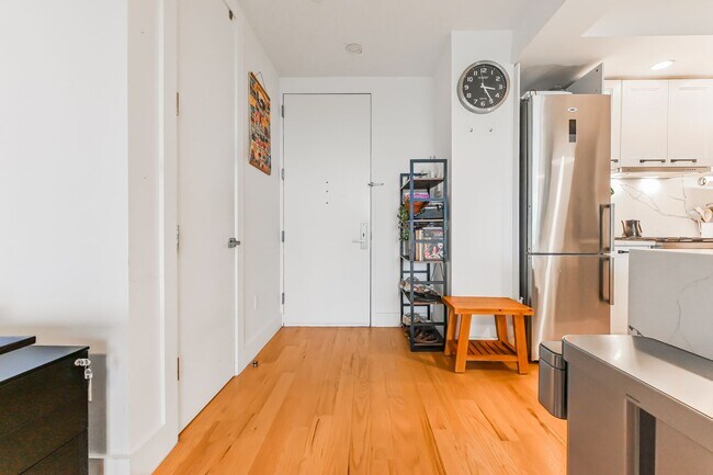 Building Photo - Beautiful 1 Bedroom in Prime Brooklyn with...