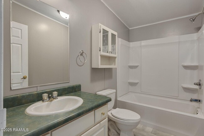 Building Photo - 113 Simon Latour Rd