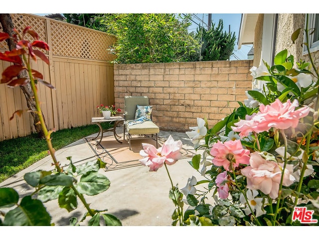 Building Photo - 7830 W 83rd St