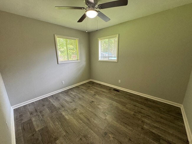 Building Photo - Nice 3/1 House in Lindale- $1,395