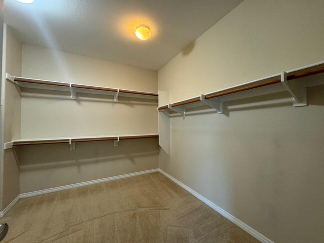Building Photo - 3701 Pondera St