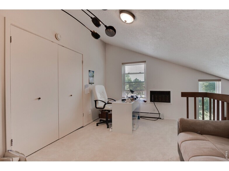 Building Photo - 7911 Countryside Dr