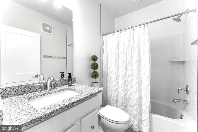 Building Photo - 43785 Transit Sq