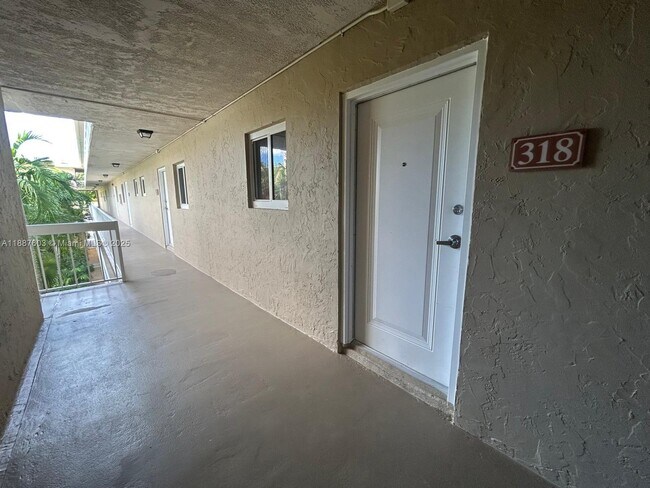 Building Photo - 7850 Camino Real