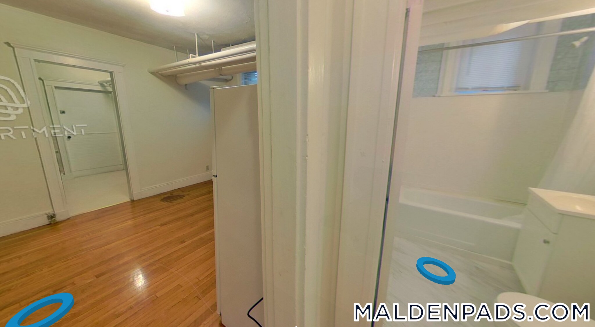 Building Photo - 94 Maple St