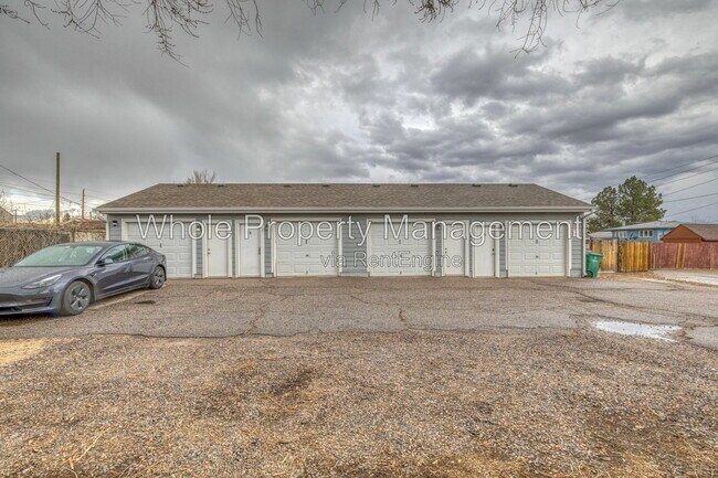Building Photo - 965 Wolff St