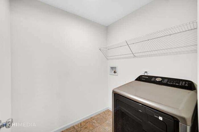 Building Photo - 458 Watercress Dr