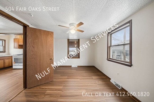 Building Photo - 504 Fair Oaks St