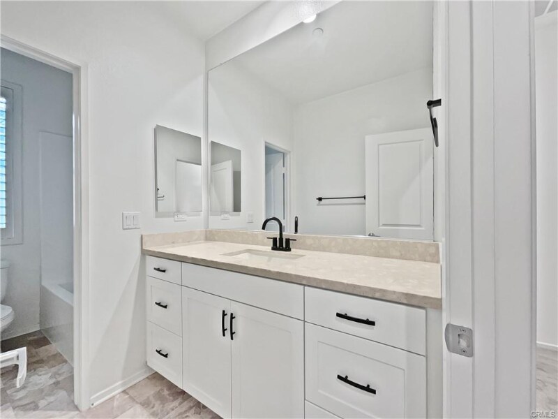 Building Photo - 38352 Windingwalk Dr