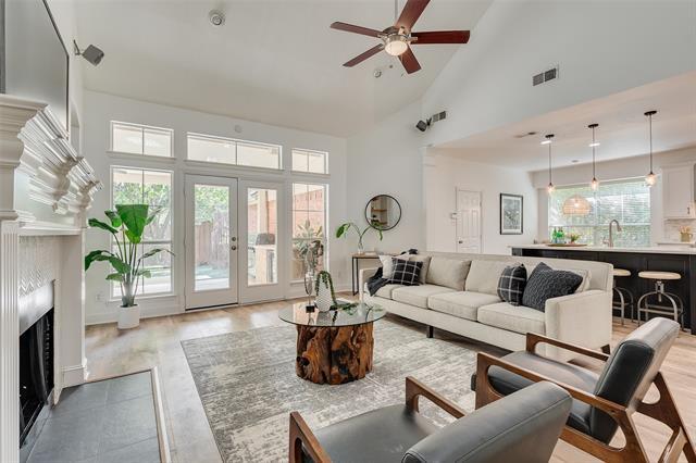 Building Photo - 4411 Voyager Dr