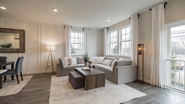 Building Photo - 1037 Turnstone Dr