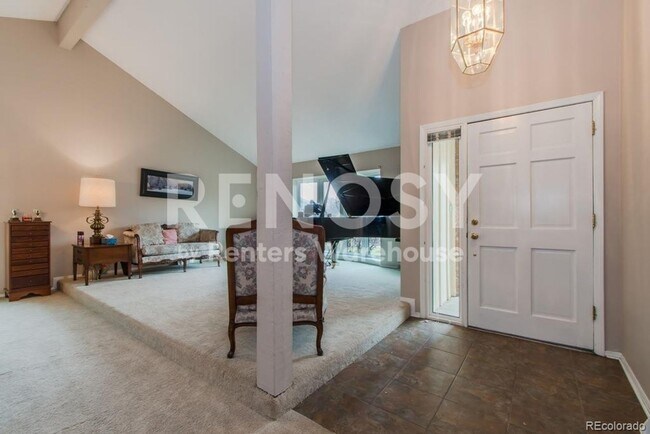Building Photo - 5 Bed 3 Bath | Centennial CO | Available Auguest 2026