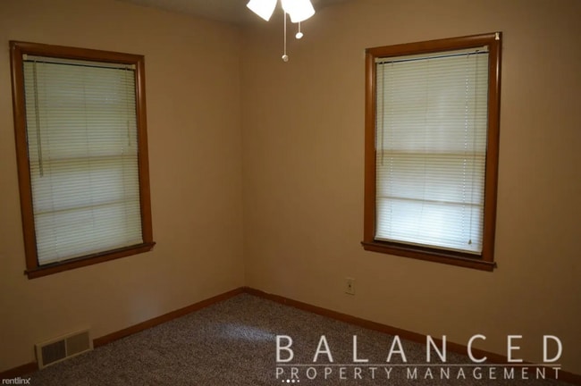 Building Photo - Schedule a Showing Today!!!