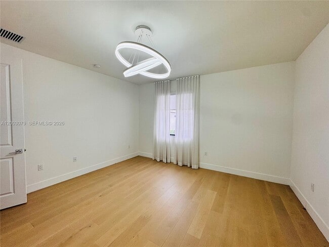 Building Photo - 8108 NW 48th Terrace