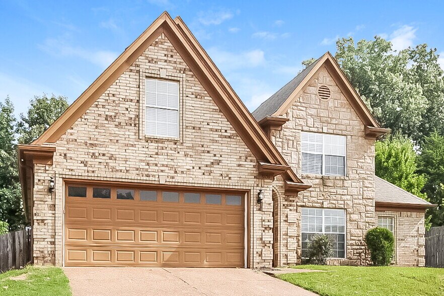 Building Photo - 10156 Lynham Dr