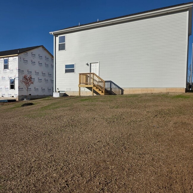 Building Photo - Brand New 4 Bedroom Home