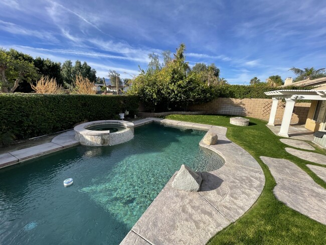 Building Photo - 79289 Paseo Del Rey