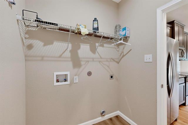 Building Photo - 272 Moonstone Way