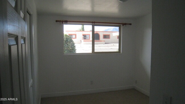 Building Photo - 1665 Cushman Dr
