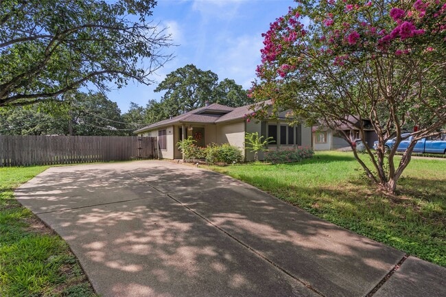 Building Photo - 3408 Augusta Ct