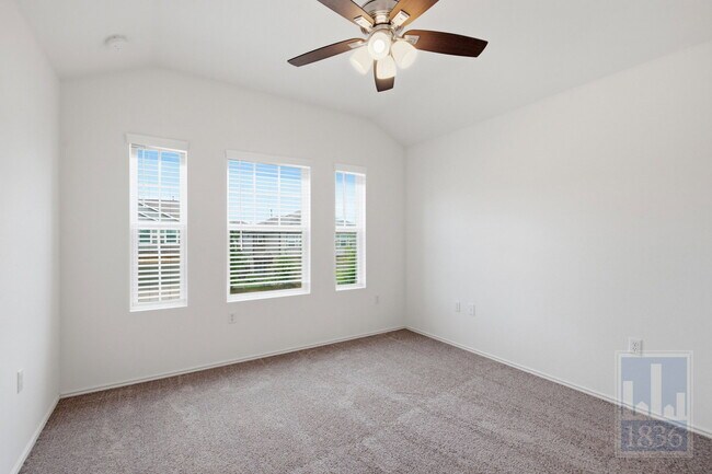 Building Photo - 15213 Spruce Frost Cv