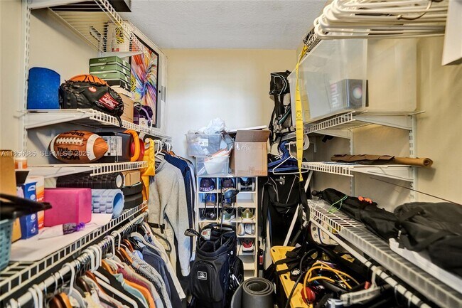 Building Photo - 1500 N Ocean Blvd