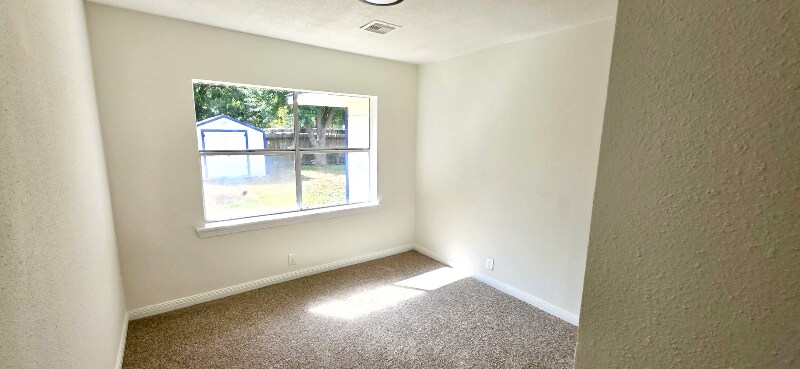 Building Photo - 4601 W 43rd St