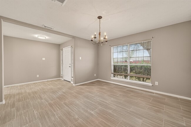 Building Photo - 17938 Chisholm Trail