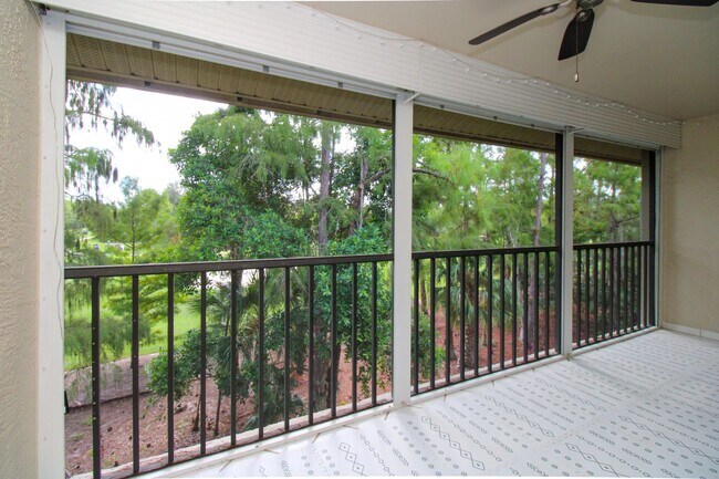 Building Photo - 5767 Deauville Cir