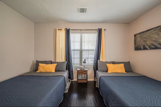 Building Photo - 3602 Luca St