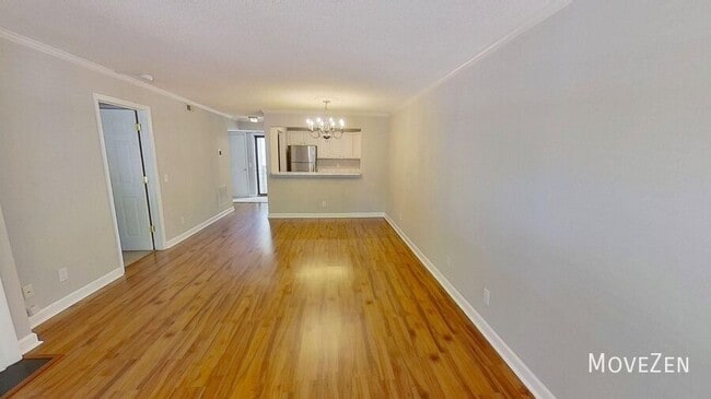 Building Photo - 1221 Westview Ln