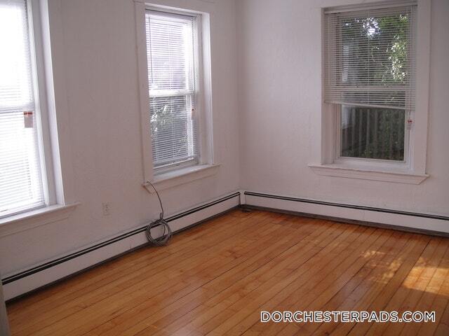 Building Photo - 270 Bowdoin St