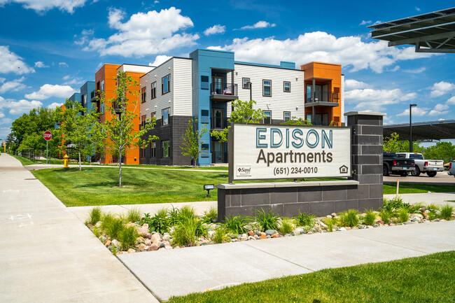 Primary Photo - Edison Apartments