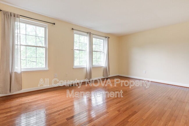 Building Photo - 7612 Indian Hills Dr