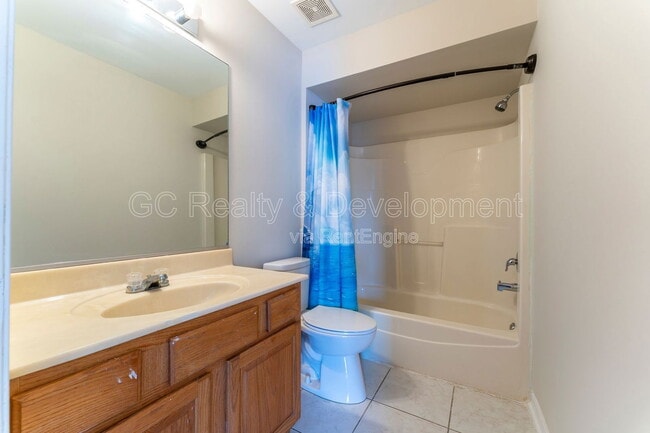 Building Photo - 435 Park Ave