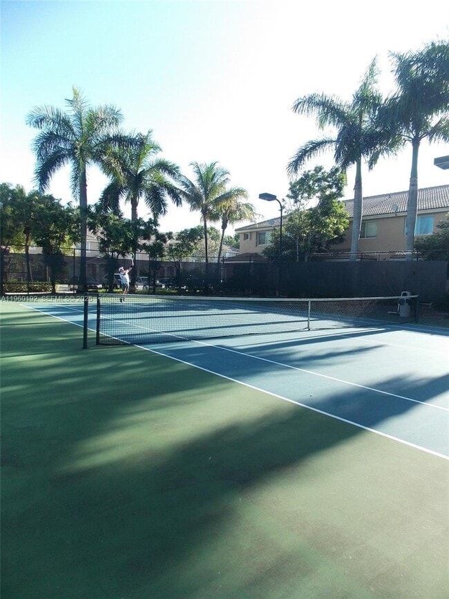 Building Photo - 5610 NW 114th Pl