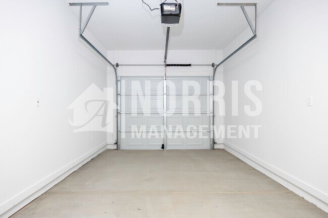 Building Photo - 9301 W Century Dr