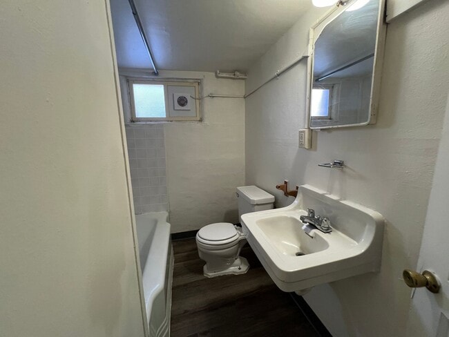 Building Photo - Humble Basement Unit available NOW!