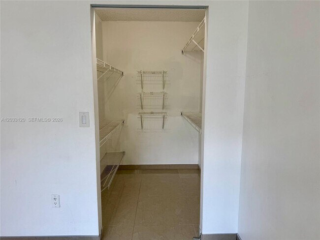 Building Photo - 12142 St.Andrews Pl
