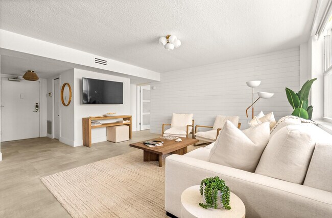 Building Photo - 5200 N Ocean Blvd