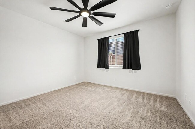 Building Photo - 12528 E Caden Dr