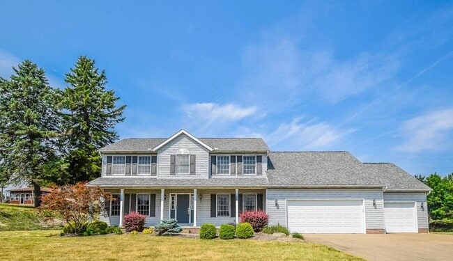 Beautiful location in the middle of Jackson Township. - 8572 Yorkshire St NW