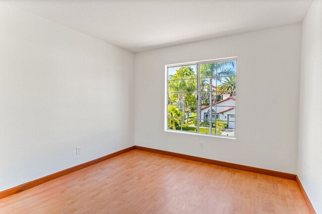 Building Photo - 1539 Mallorca Dr