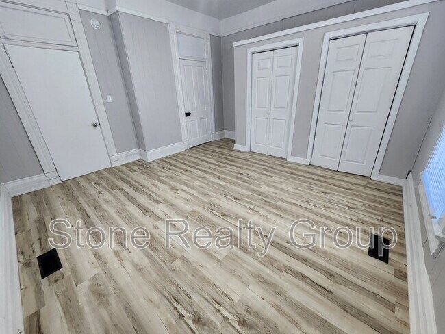 Building Photo - 1515 Chase St